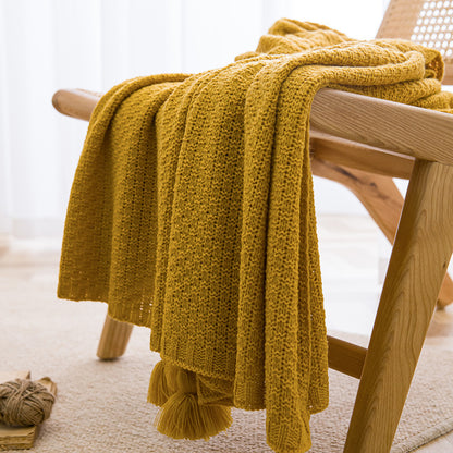 Chunky Knit Nordic Throw with Tassels