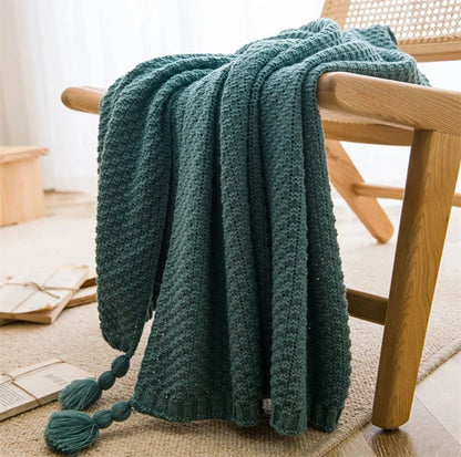 Chunky Knit Nordic Throw with Tassels